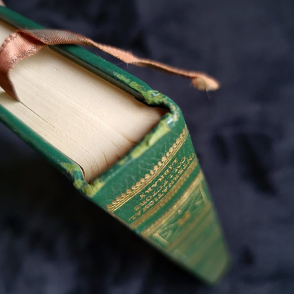 Jamaica Inn by Daphne Du Maurier International Collector's Library 1936 - Picture 9 of 10